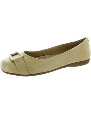 Trotters Buckle Leather Flat Shoes - Natural