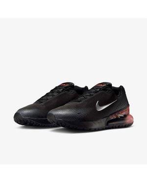 Nike Air Max Phoenix Shoes - Black