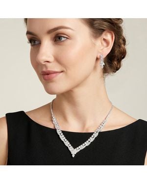 Fashnzfab Cz Rhinestone Paved V Shape Necklace - Black