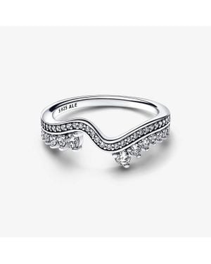 PANDORA Sparkling Asymmetric Wave Ring - Metallic