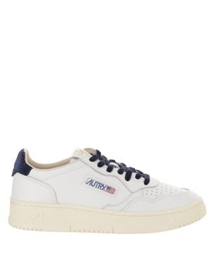 Autry Medalist Low Leather Sneakers With Velvet Lacing - White