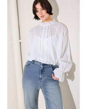 TRUEDAMES Pure Romance Woven Top - White