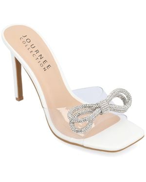 Journee Collection Collection Tru Comfort Foam Fenella Pumps - White
