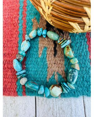 Nizhoni Traders Handmade Kingman Beaded Stretch Bracelet - Blue
