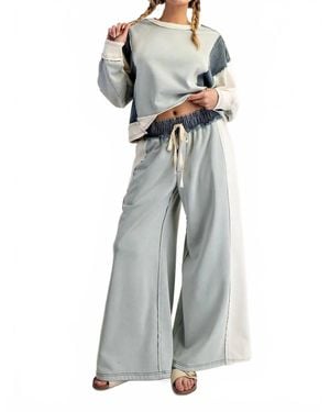 Eesome Brynn Frayed Color Block Pullover & Pant Set - Gray