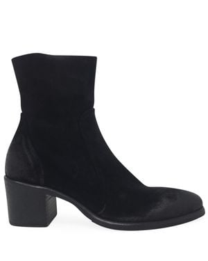 Madison Maison P2577 Distressed Ankle Boot - Blue