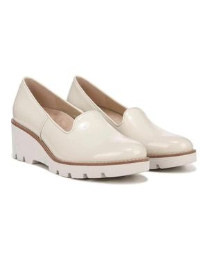 Vionic Willa I7294L4100 Loafers Cream Patent Wedge Heel Hawk1018 - White
