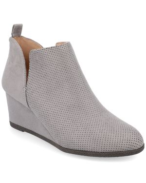 Journee Collection Collection Mylee Bootie - Brown