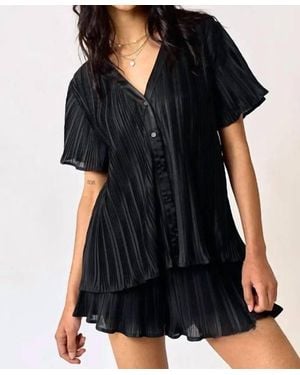 Lalavon Brandy Pleated Shirt Top & Shorts Set - Black