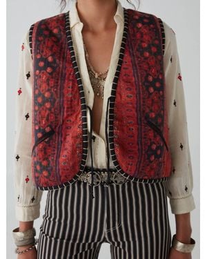 MAISON HOTEL Paco Vest - Red