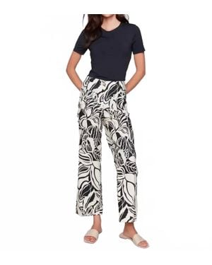 Charlie b Screen Printed Cropped Linen Blend Pants - Blue