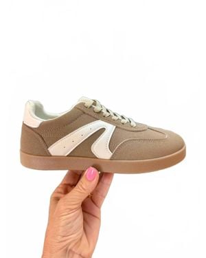 Very G Retro Shoes - Brown