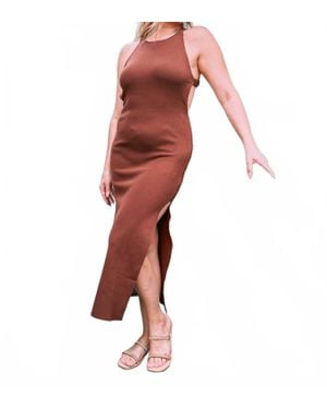 Crescent Form Fitted Criss-Cross Back Dress - Red