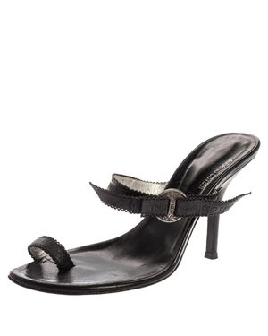 Roberto Cavalli Leather Toe Ring Sandals - Black