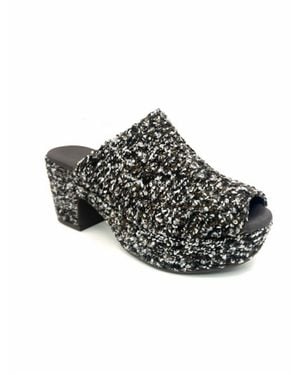 Chocolat Blu Gwyn Platform Clog - Black