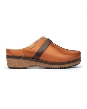 Pikolinos Granada Clog - Brown