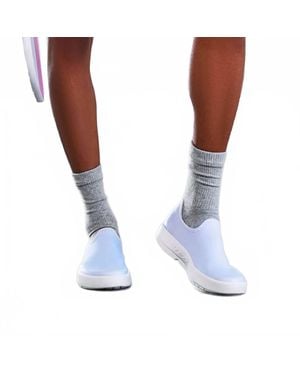 OOFOS Oomg Low Recovery Shoe - White