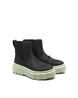 Sorel Caribou Chelsea Boot - Black
