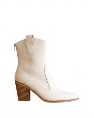 Oasis Society Tara Ankle Boot - White