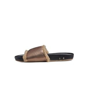 Beek Gallito Shearling Sandals - Metallic