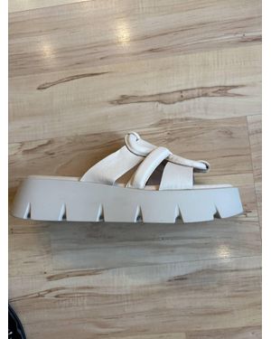 Gabor Chunky Cleated Sole Sandal - Gray