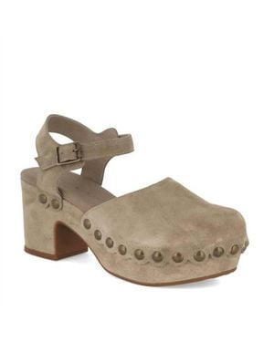 Chocolat Blu Garvey Platform Sandal - Gray