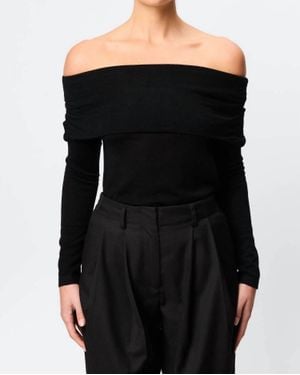 Olivaceous The Maren Off-Shoulder Top - Black