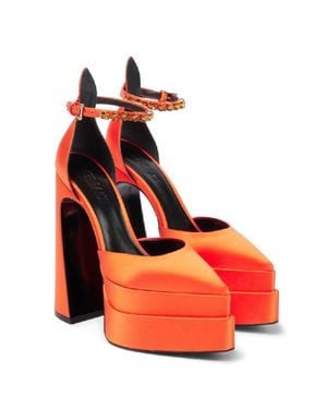 Versace Aevitas Pointy Platform Pumps - Red