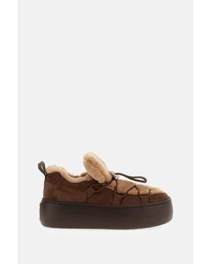 Roger Vivier Quilted Sneakers With Decorative Buckle Detail - Brown