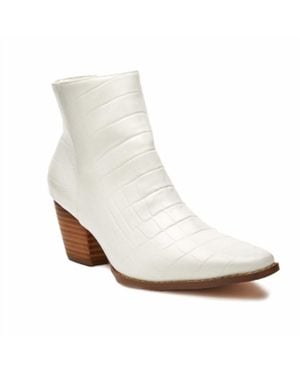 Matisse Spade Booties - White