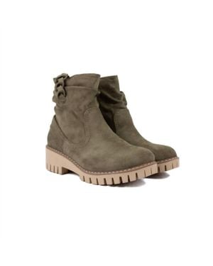 Very G Demi Boot - Brown