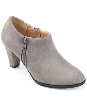 Journee Collection Collection Comfort Sanzi Bootie - Gray