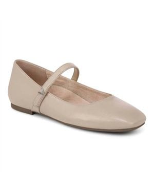 Vionic Alameda Mary Jane Shoes - White
