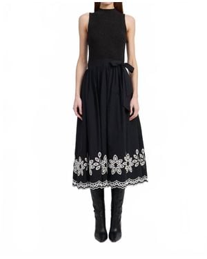 En Saison Isidora Sleeveless Embroidered Midi Dress - Black