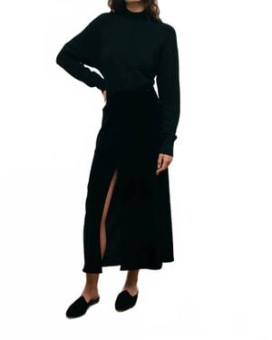 LeKasha Castelo Velvet Midi Skirt - Black