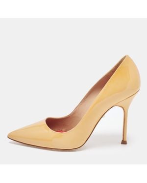Carolina Herrera Patent Leather Pointed Toe Pumps - Natural