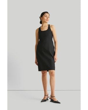 REISTOR Organic Cotton Fitted Knee Dress - Black