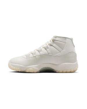Nike Air 11 Retro 'Grand Finale' Shoes - White