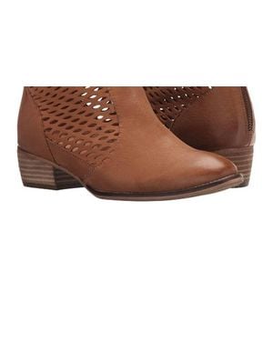 Seychelles Bearing Leather Bootie - Brown