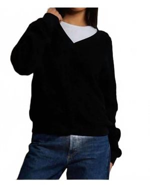 PERFECTWHITETEE Zuri Reverse Fleece V-Neck Sweater - Black