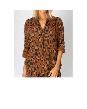Look Mode Usa Cheetah Print High Low Pullover Top - Brown
