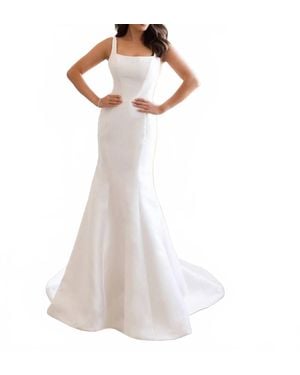 Lucci Lu Fitted Satin Lace Bridal Gown - White