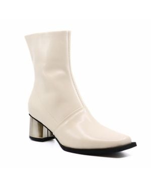 All Black Wow Bootie - Natural