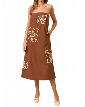 Lalavon Floral Embroidered Midi Dress - Brown