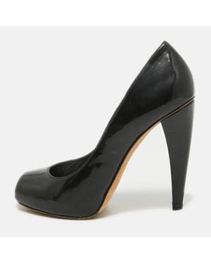 Stuart Weitzman Patent Platform Round Toe Pumps Size 39.5 - Black