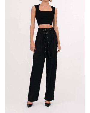 NonChalant Label Demi Crop Top - Black