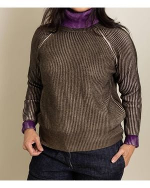 ALESSANDRO ASTE Berlin Ribbed Reversible Turtleneck Sweater - Brown