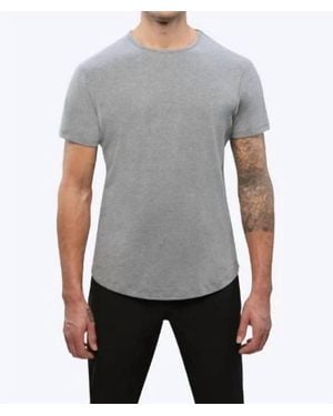 Cuts Ao Curve Hem Tee - Gray