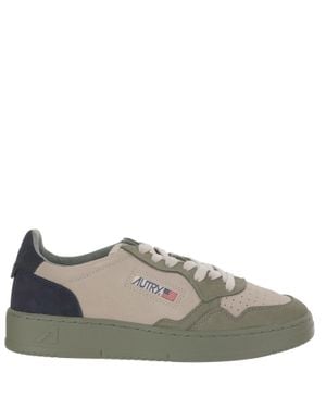Autry Medalist Low Sneakers With Contrast Heel Tab And Logo Detail - Gray