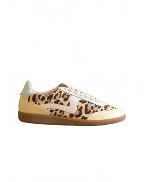 Oasis Society Kyla Classic Low Top Sneakers - Multicolor